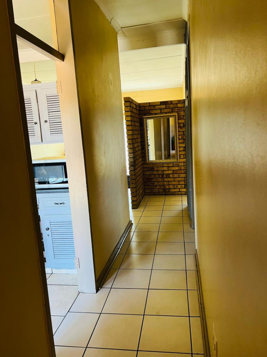 To Let 2 Bedroom Property for Rent in Reitzpark Free State